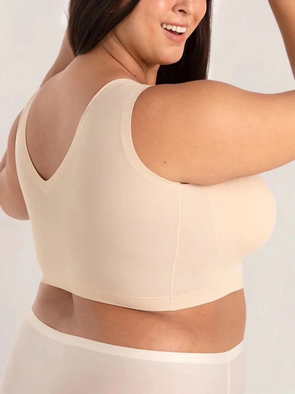 Truekind® Everyday Comfort V-Neck Bralette XL